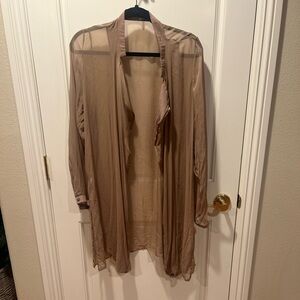 Lola & Sophie New York Tan Polyester and Silk Long Cardigan. Size Large.